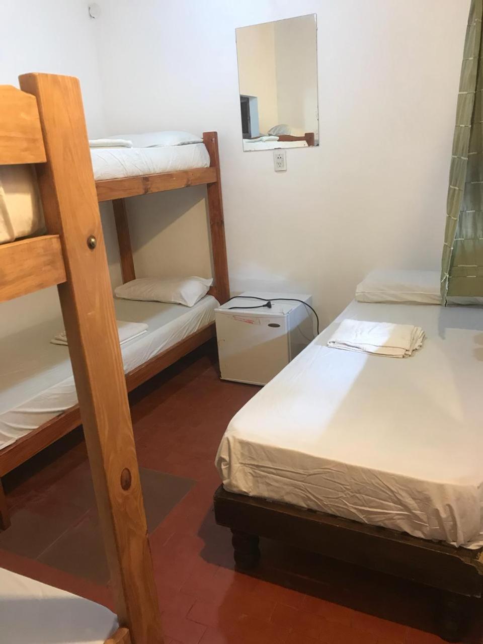 Hostel El Galeon 格塞尔镇 外观 照片
